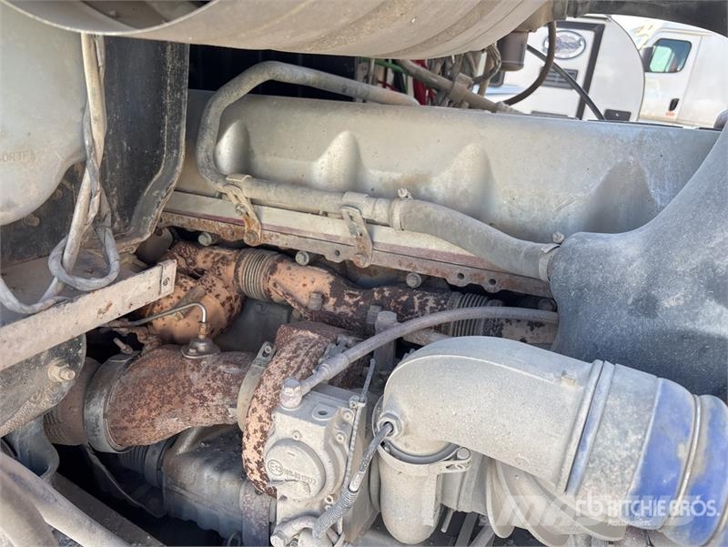 Mack CHU613 Camiones bañeras basculantes o volquetes