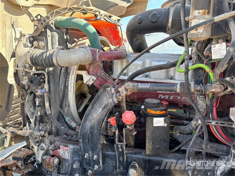 Mack CHU613 Vilcēji