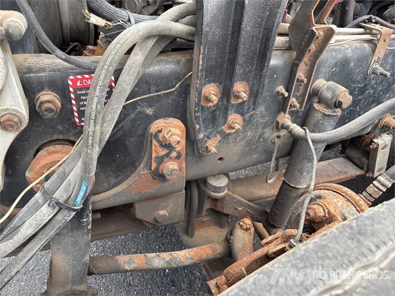 Mack CHU613 Vilcēji