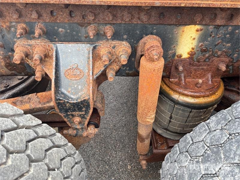 Mack CHU613 Vilcēji