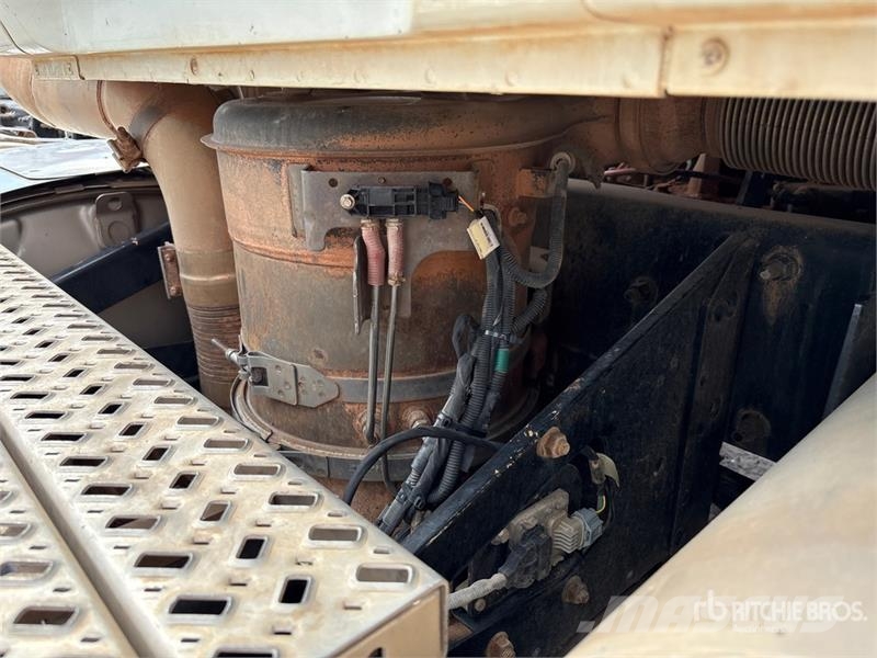 Mack CHU613 Vilcēji