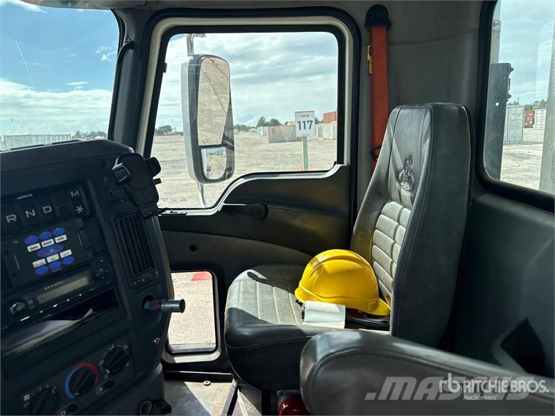 Mack CHU613 中古トラクターヘッド | トレーラーヘッド