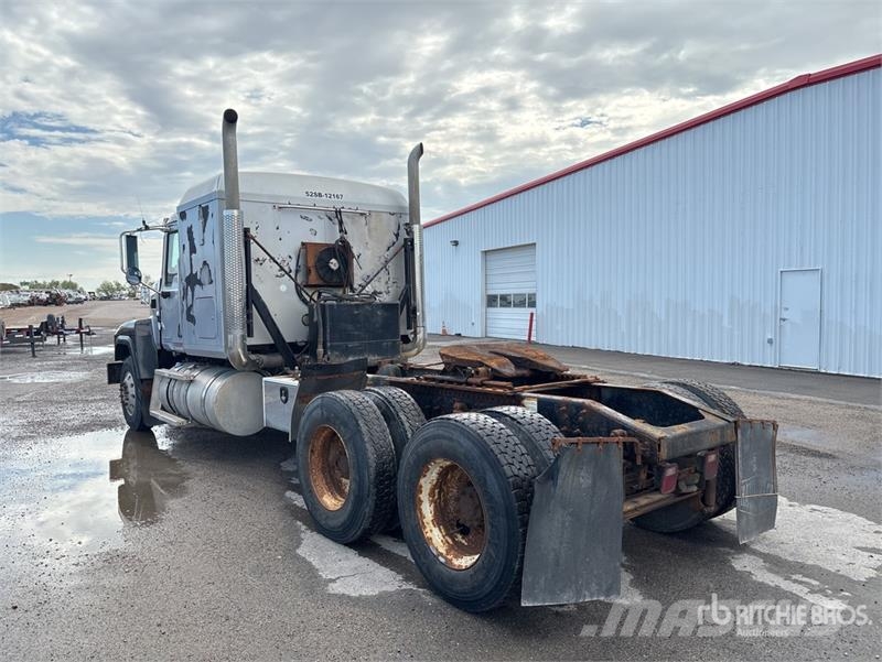 Mack CHU613 Vilcēji