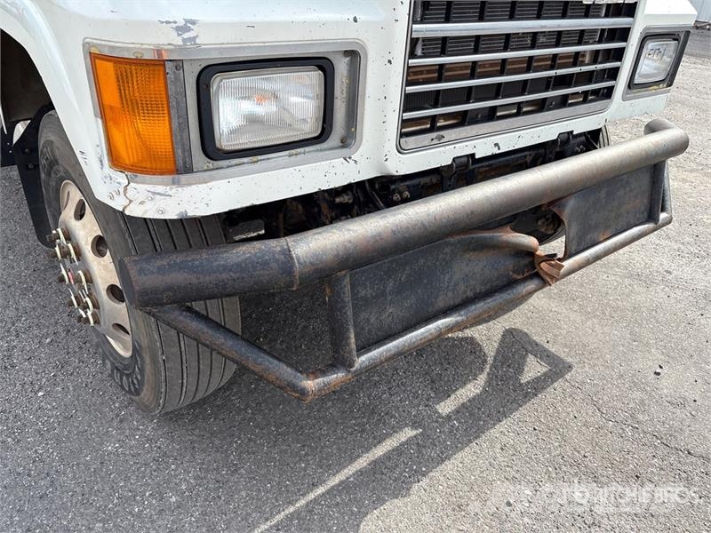 Mack CHU613 Vilcēji