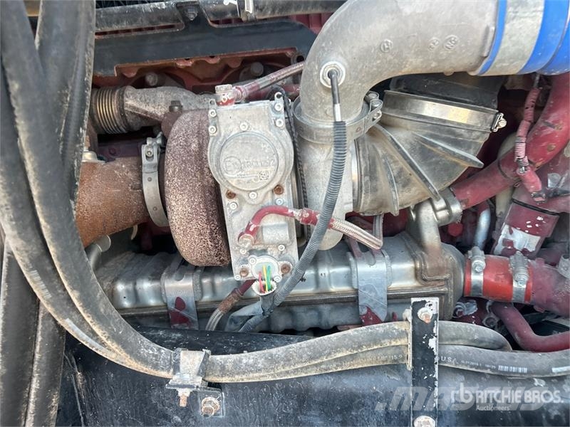 Mack CHU613 Vilcēji