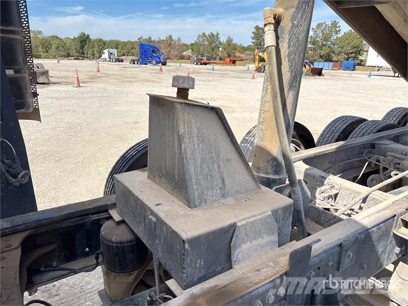 Mack CHU613 10x4 Quad/A Dump Truck Kiperi kamioni