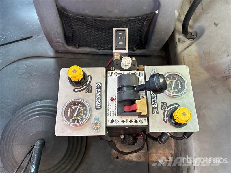 Mack CHU613 10x4 Twin-Steer Quad/A Dump Truck Damperli kamyonlar