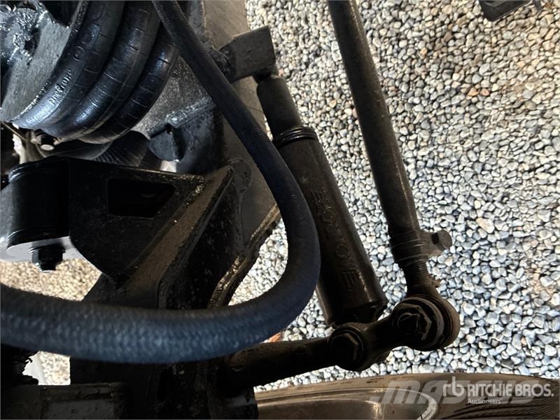 Mack CHU613 10x4 Twin-Steer Quad/A Dump Truck Damperli kamyonlar