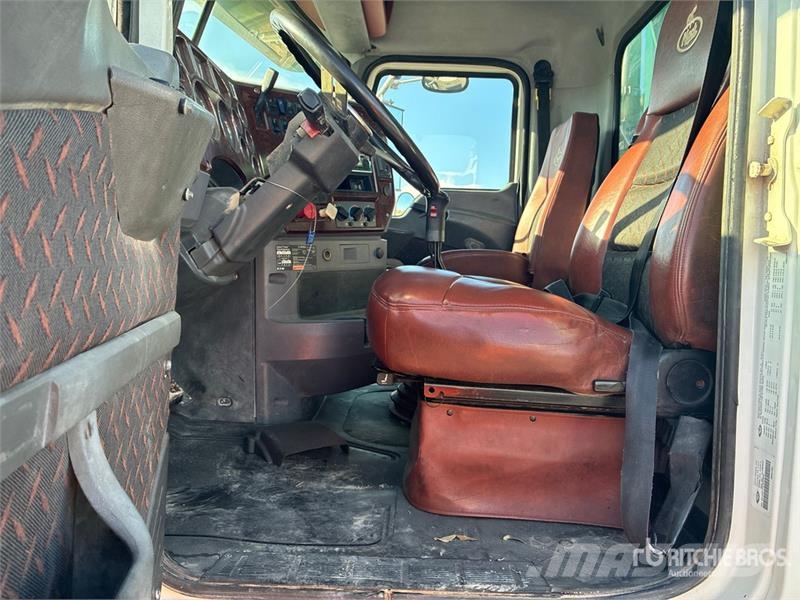 Mack CHU613 10x4 Twin-Steer Quad/A Dump Truck Damperli kamyonlar