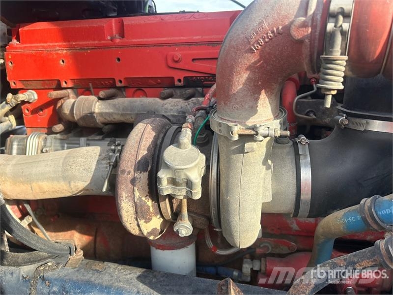 Mack CL733 Vilcēji