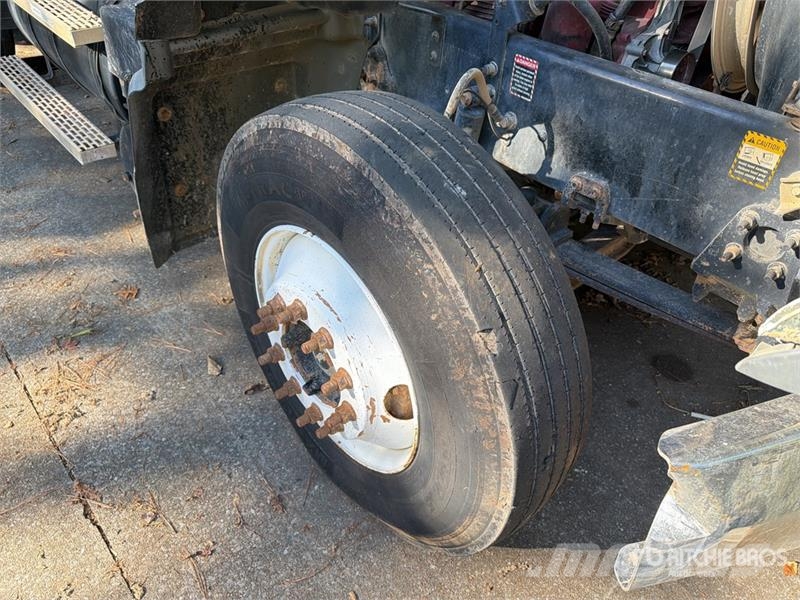 Mack CTP713 Kiperi kamioni
