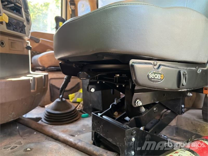 Mack CTP713 Kiperi kamioni
