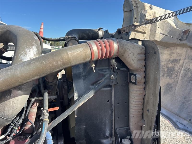 Mack CTP713 Pašizgāzējs