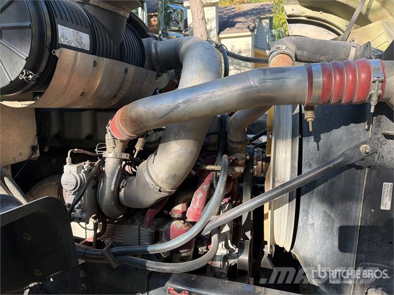 Mack CTP713 Kiperi kamioni