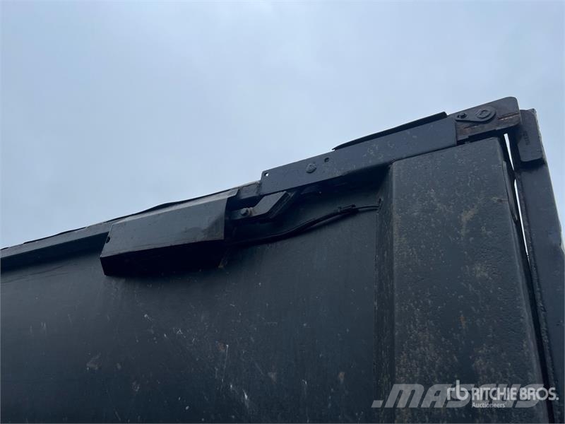 Mack CTP713 Kiper tovornjaki