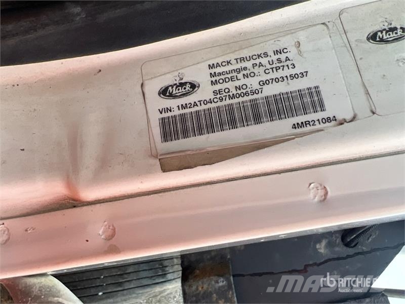 Mack CTP713 Kiper tovornjaki