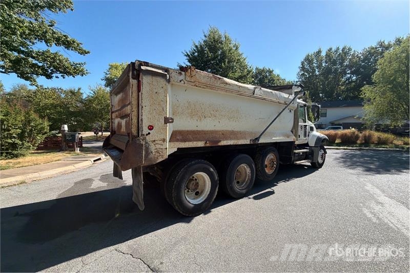 Mack CTP713 Kiperi kamioni