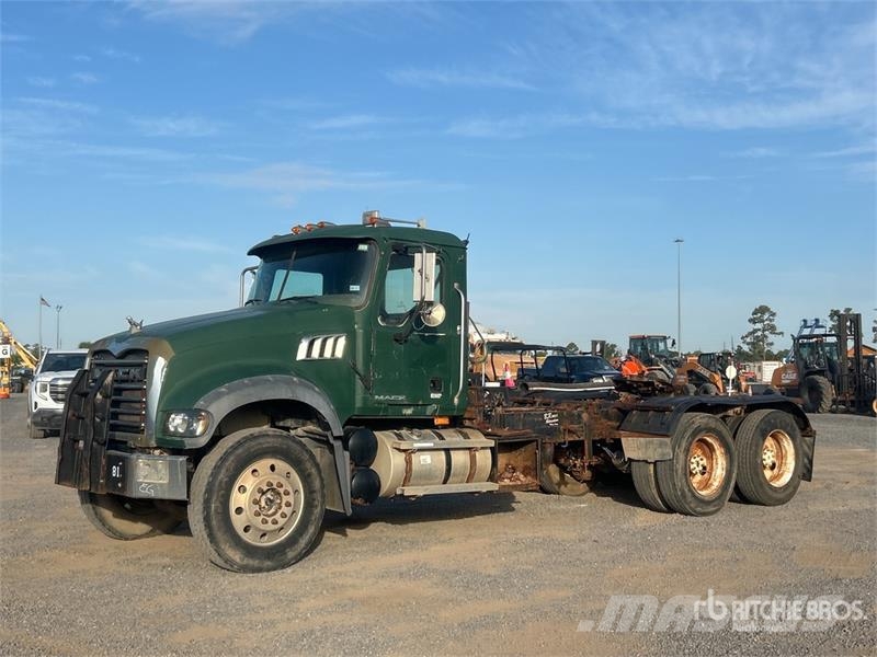 Mack CTP713 Trekkvogner