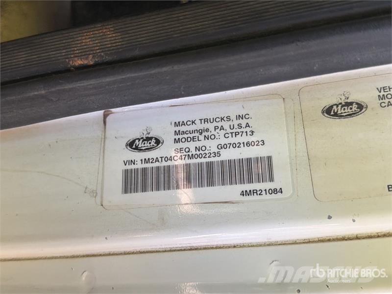 Mack CTP713 Kiperi kamioni