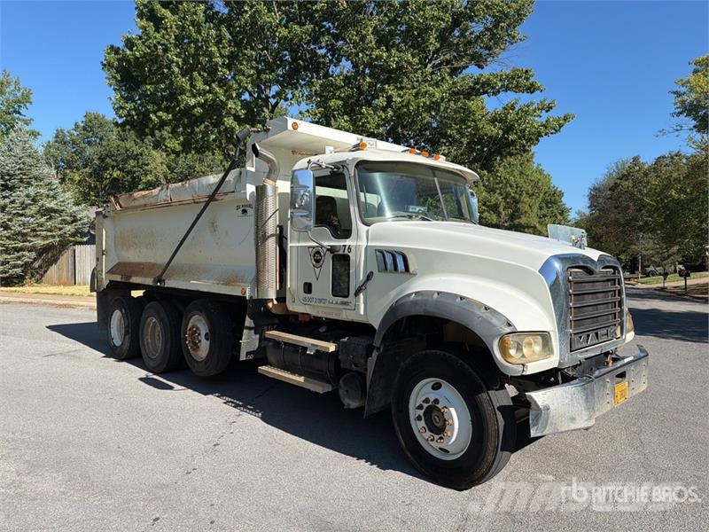Mack CTP713 Bañeras basculantes usadas