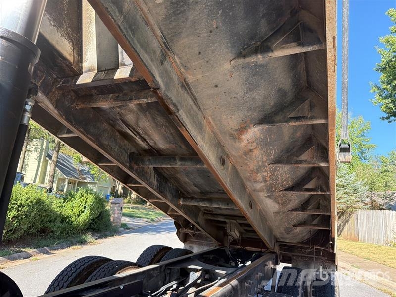 Mack CTP713 Kiperi kamioni