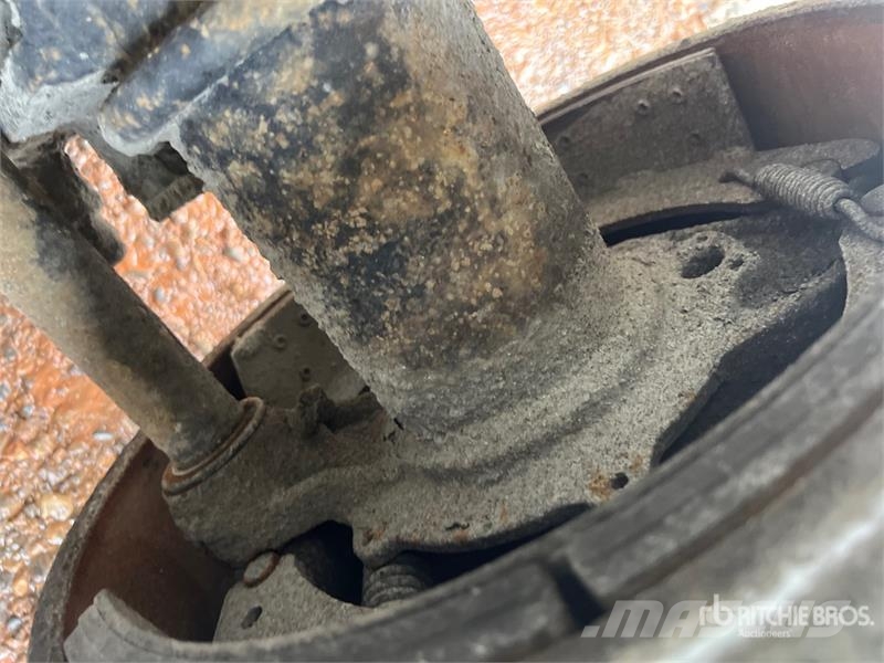 Mack CTP713 Kiper tovornjaki