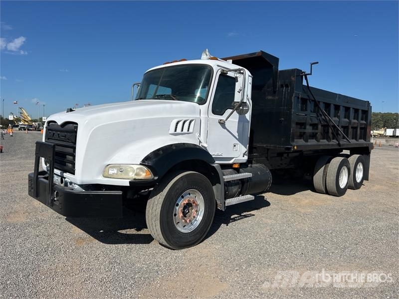 Mack CTP713 Pašizgāzējs