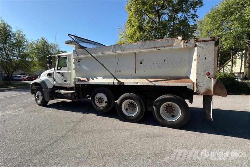 Mack CTP713 Kiperi kamioni