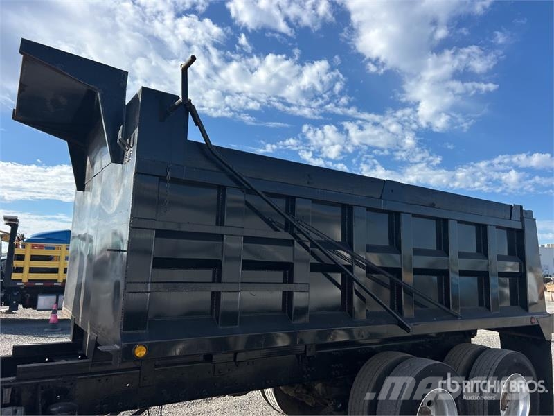 Mack CTP713 Pašizgāzējs