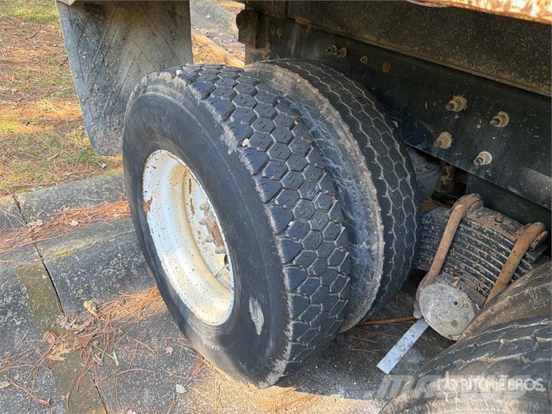 Mack CTP713 Kiperi kamioni