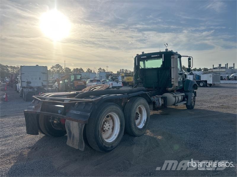 Mack CTP713 Trekkvogner