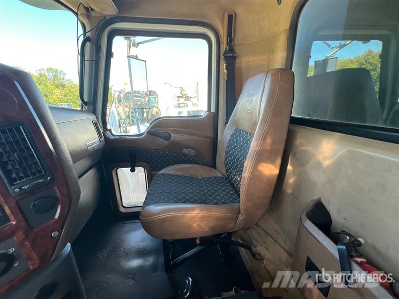 Mack CTP713 Kipper