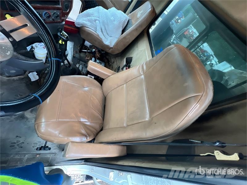 Mack CTP713 Kiper tovornjaki