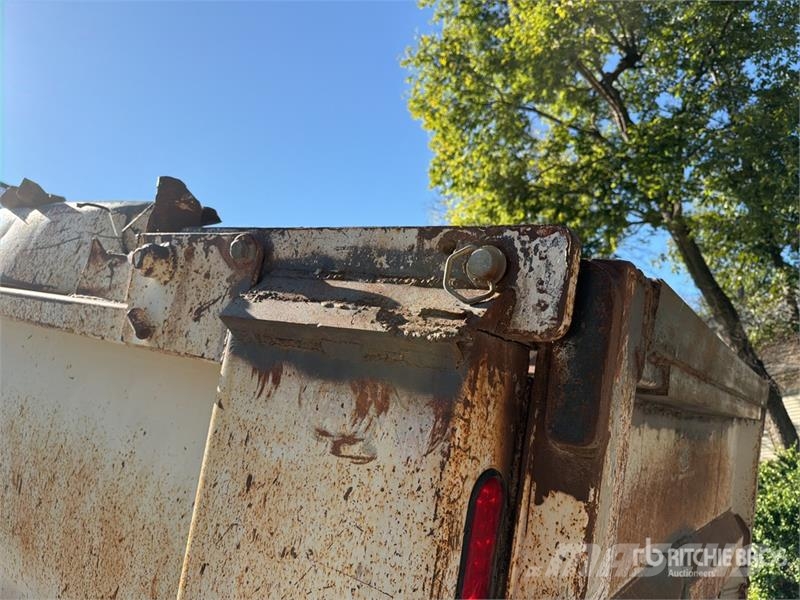 Mack CTP713 Kiperi kamioni