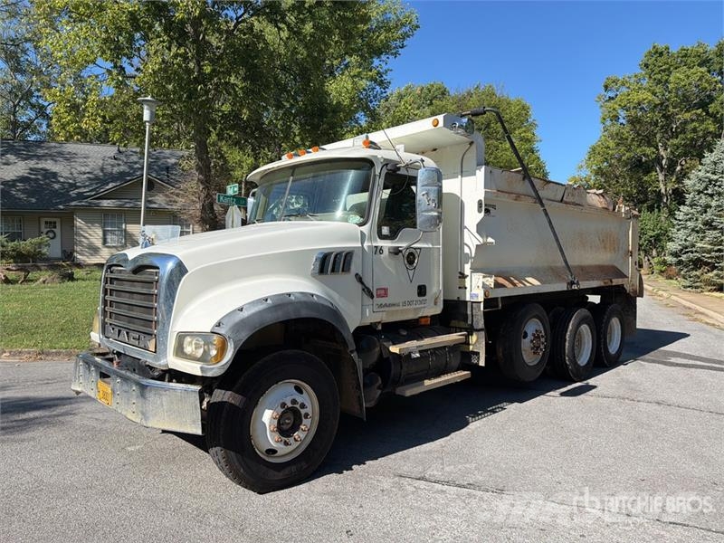 Mack CTP713 Bañeras basculantes usadas