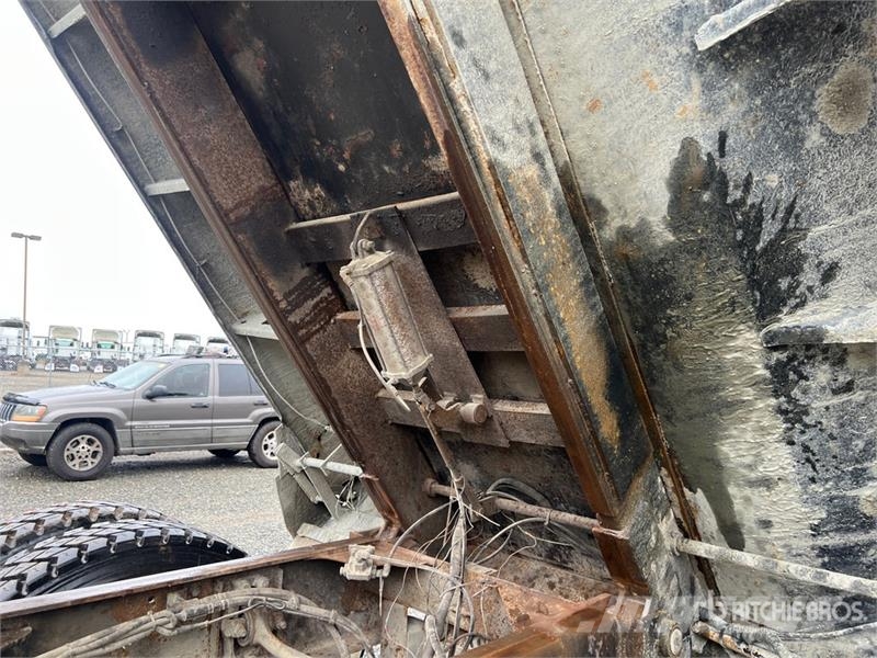 Mack CTP713 Kiper tovornjaki