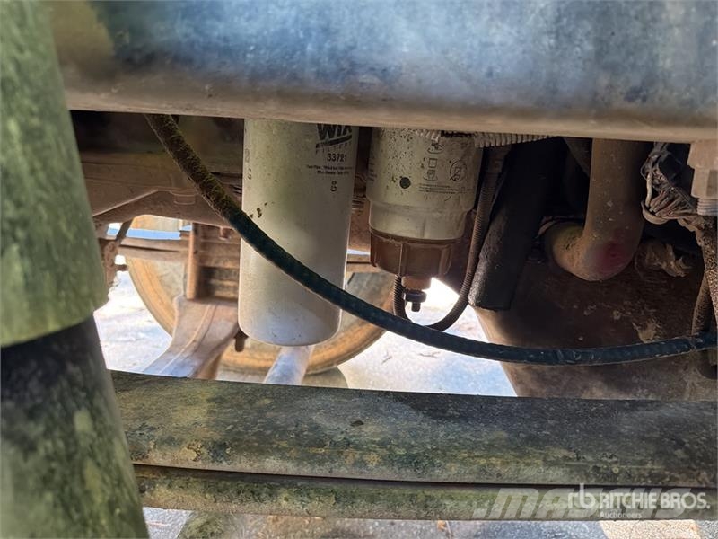 Mack CTP713 Kiperi kamioni