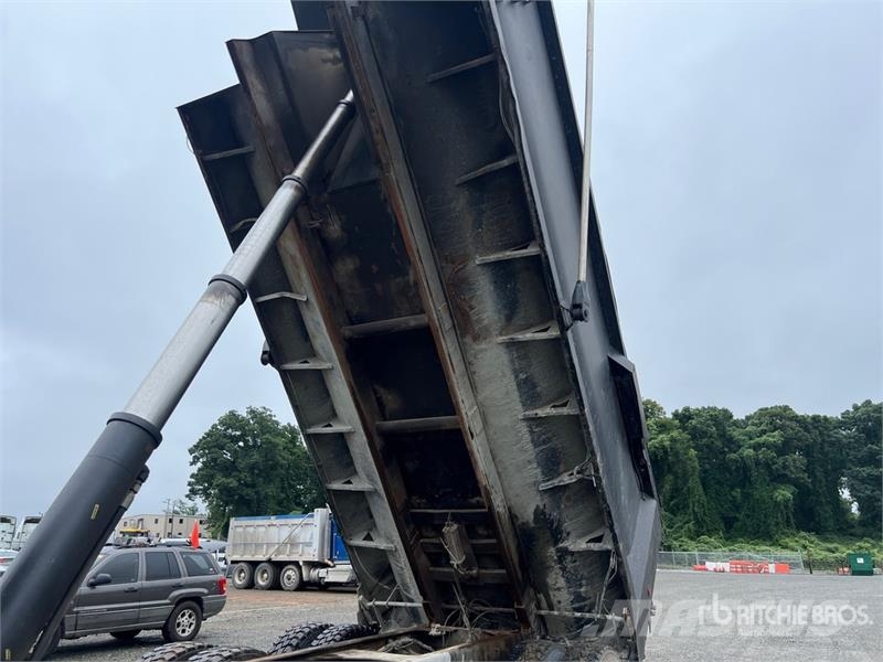 Mack CTP713 Kiper tovornjaki