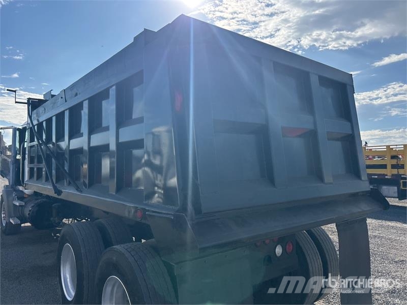 Mack CTP713 Pašizgāzējs
