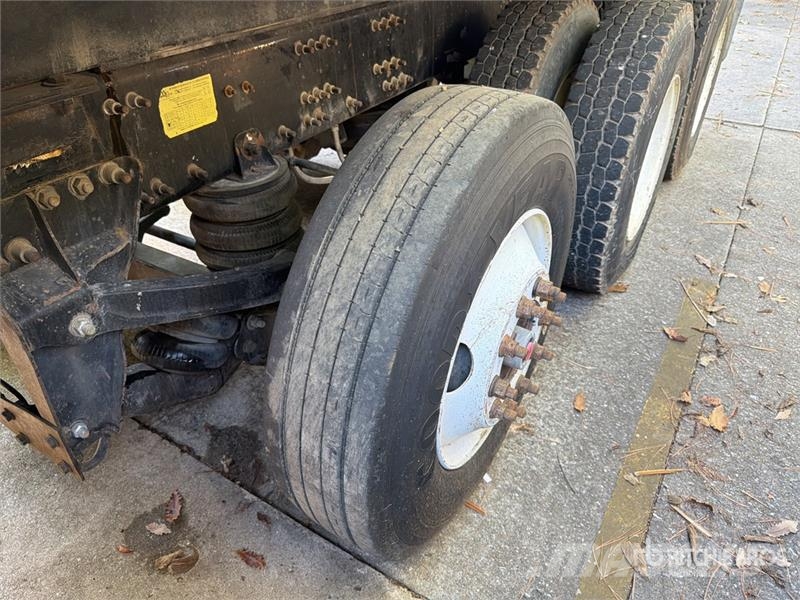 Mack CTP713 Kiperi kamioni