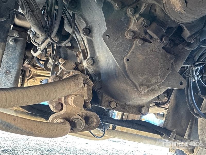 Mack CV713 Camion benne