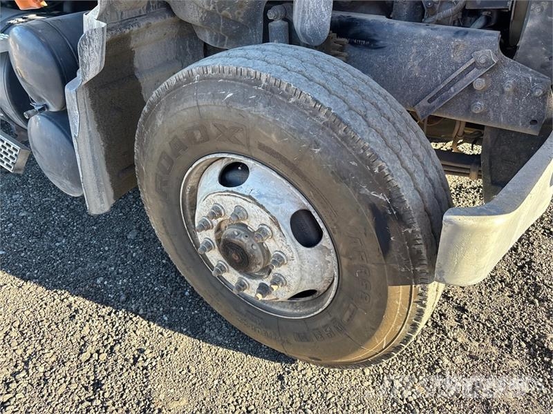 Mack CV713 Camion benne
