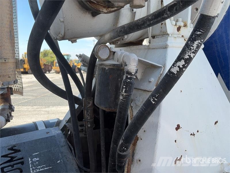 Mack CV713 Betonvedēji