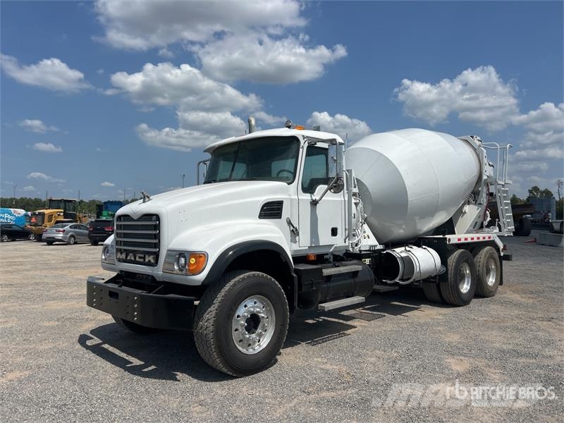 Mack CV713 Camiones hormigonera