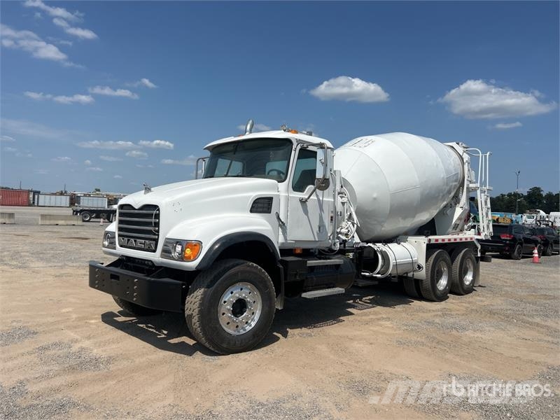Mack CV713 Camiones de concreto