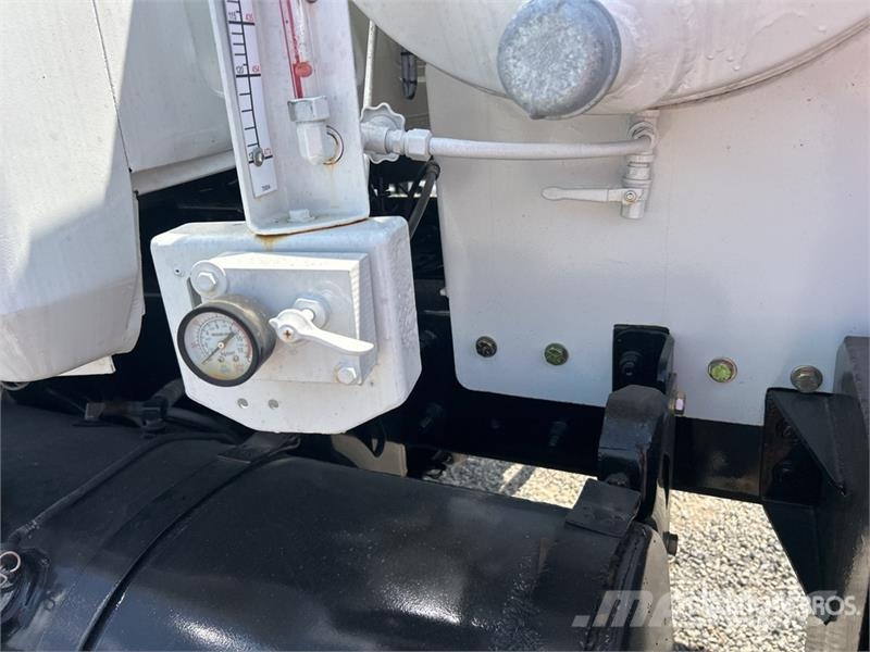 Mack CV713 Camiones hormigonera