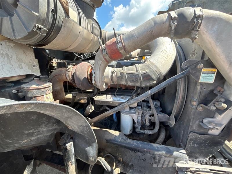 Mack CV713 Kiper tovornjaki