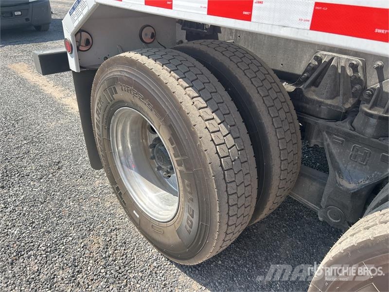 Mack CV713 Camiones de concreto