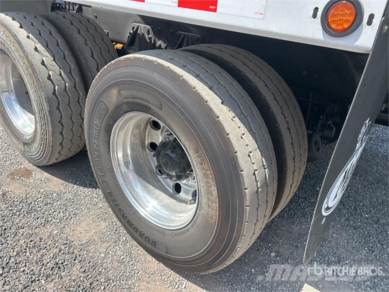 Mack CV713 Camiones hormigonera