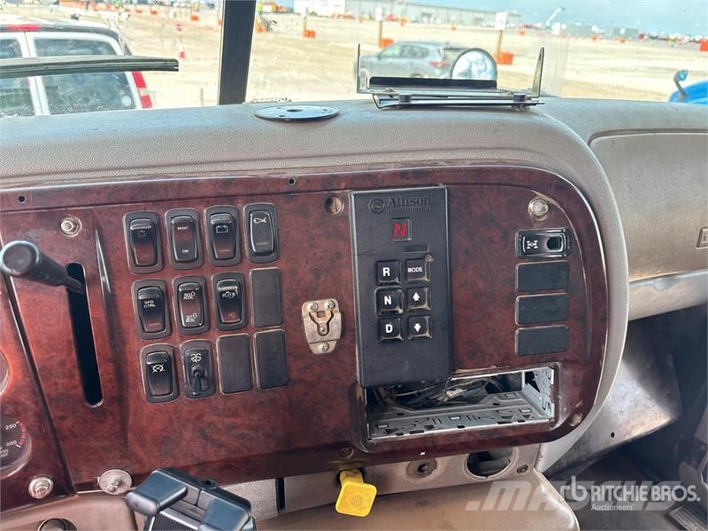 Mack CV713 Kiper tovornjaki